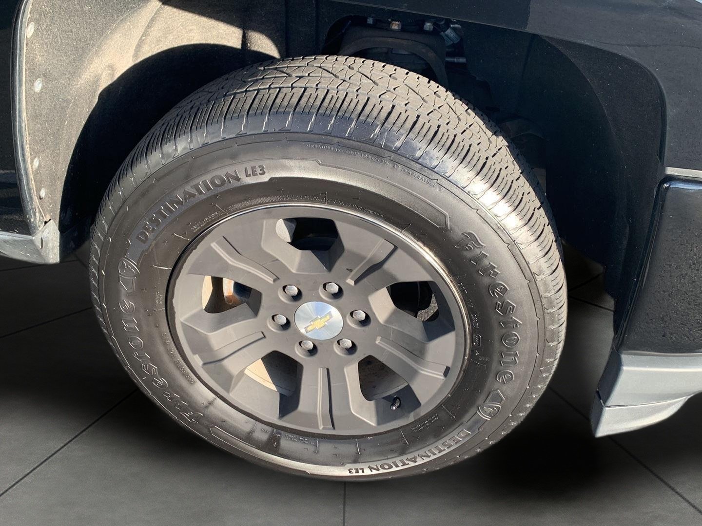 Used 2018 Chevrolet Silverado 1500 LT w/ All Star Edition AWD/4WD image 26