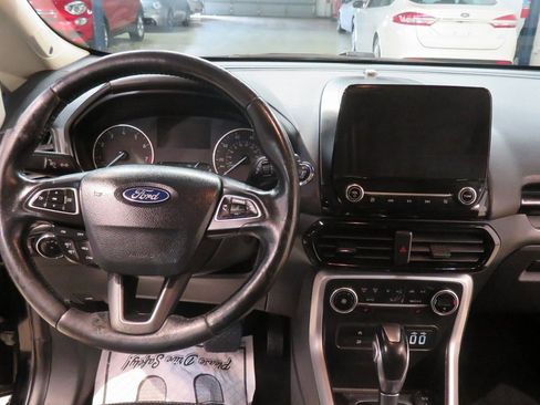 Used 2018 Ford EcoSport Titanium image 18