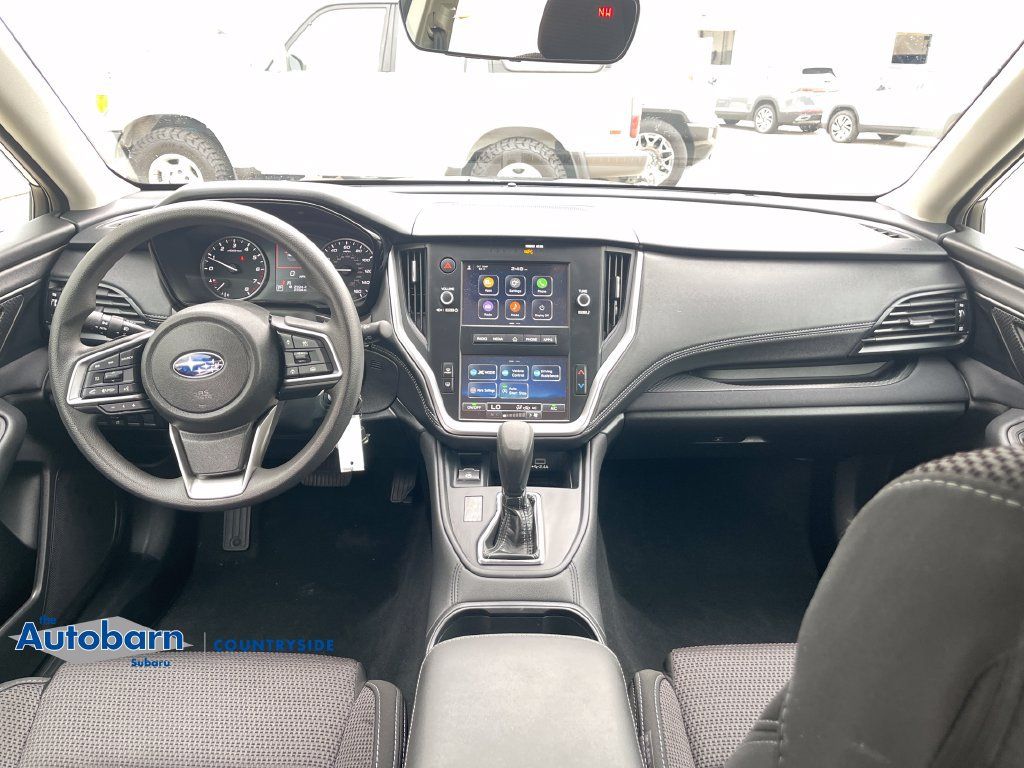 Used 2025 Subaru Outback AWD/4WD image 23