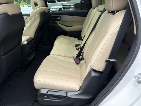 Used 2023 Acura MDX SH-AWD image 22