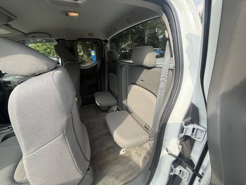 Used 2015 Nissan Frontier S RWD image 18