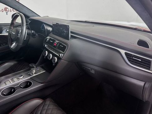 Used 2022 Genesis G70 3.3T image 35