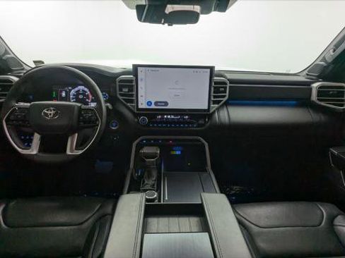 Used 2023 Toyota Sequoia Platinum image 25