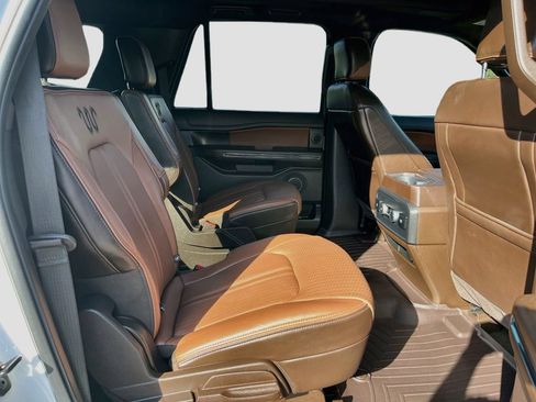 Used 2024 Ford Expedition Max King Ranch RWD image 29