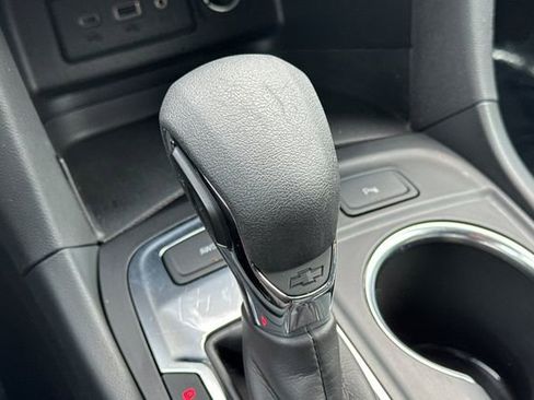 Used 2024 Chevrolet Equinox LT AWD/4WD image 34