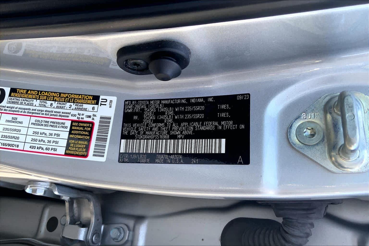 Used 2023 Toyota Highlander Limited FWD image 34