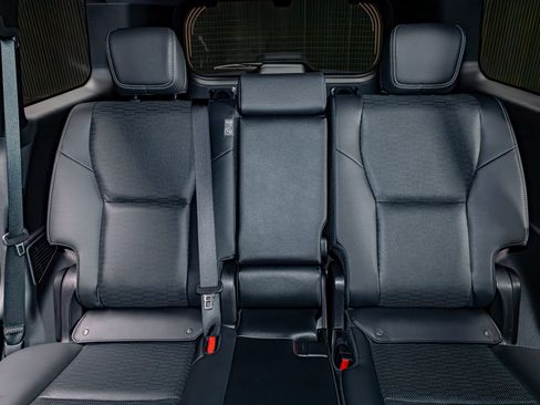 Used 2025 Toyota Land Cruiser w/ Premium Package image 24