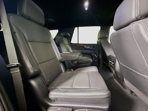 Used 2025 GMC Yukon Denali AWD/4WD image 27