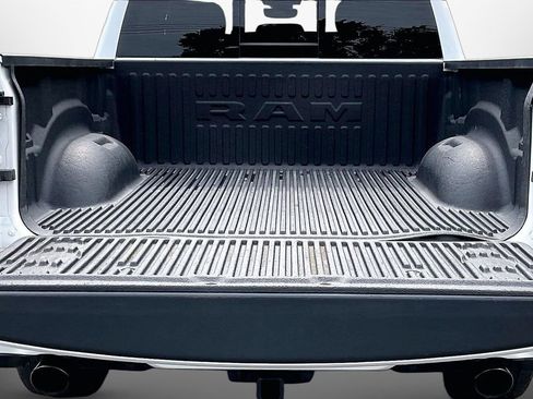 Used 2023 RAM 1500 Big Horn AWD/4WD image 25