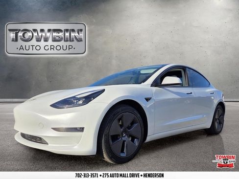 Used 2023 Tesla Model 3 Standard Range RWD image 1