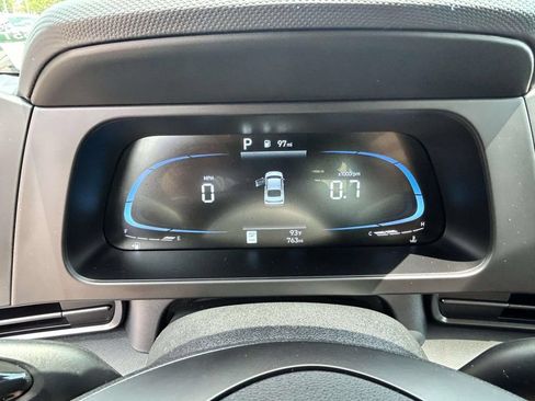 Certified 2025 Hyundai Elantra Sport FWD image 22