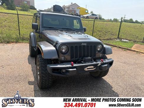 Used 2014 Jeep Wrangler Rubicon AWD/4WD image 2