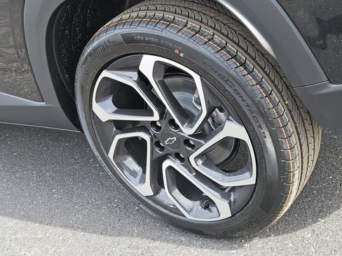 New 2026 Chevrolet Trax RS image 5