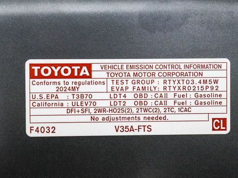 Used 2024 Toyota Tundra SR5 w/ SR5 Premium Package AWD/4WD image 28