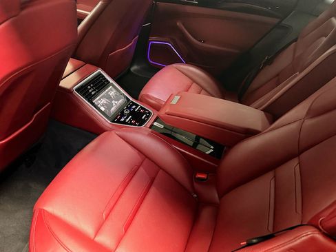 Used 2018 Porsche Panamera 4S w/ Premium Package Plus AWD/4WD image 58
