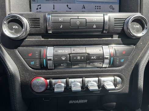 Used 2018 Ford Mustang GT Premium image 12