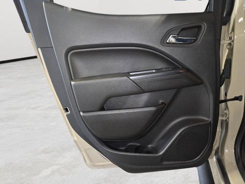 Used 2022 Chevrolet Colorado ZR2 AWD/4WD image 33