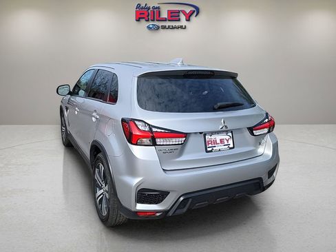 Used 2024 Mitsubishi Outlander Sport SE AWD/4WD image 3