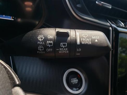 Used 2023 Jeep Grand Cherokee Altitude AWD/4WD image 28
