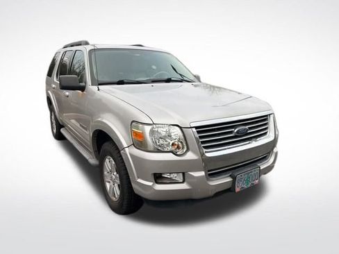 Used 2007 Ford Explorer XLT image 4