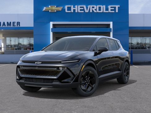 New 2026 Chevrolet Equinox EV LT w/ Comfort Package image 32