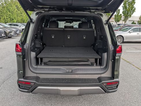 New 2026 Lexus LX 700h Luxury w/ Accessory Package (Z1) AWD/4WD image 10
