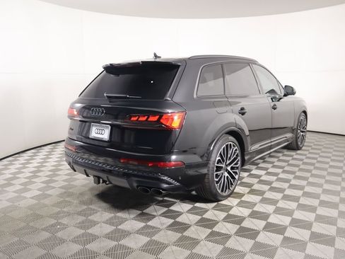 New 2025 Audi SQ7 Prestige image 5