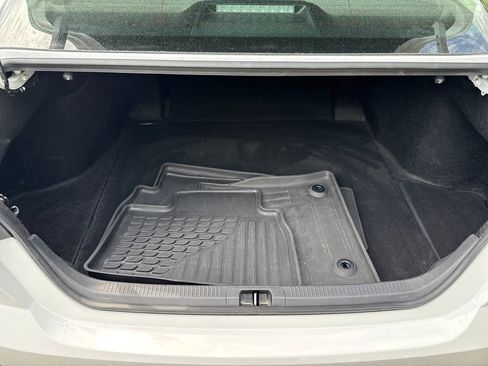 Used 2025 Toyota Camry LE w/ Convenience Package image 32