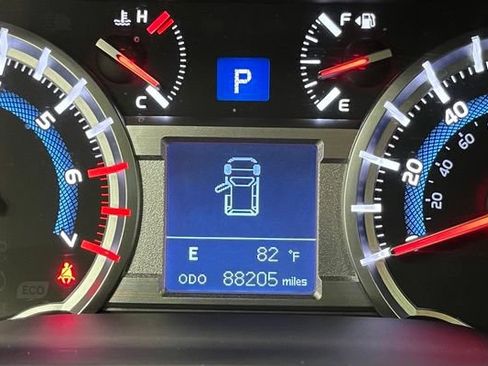 Used 2019 Toyota 4Runner SR5 Premium AWD/4WD image 27