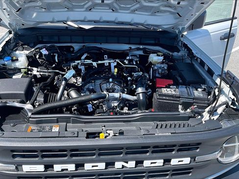 New 2026 Ford Bronco Big Bend w/ Black Diamond Package AWD/4WD image 11