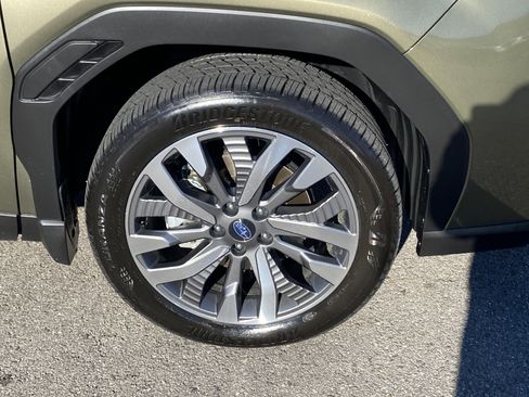 Used 2025 Subaru Forester Touring image 29