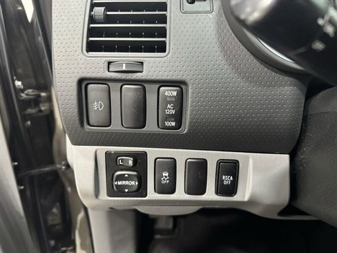 Used 2014 Toyota Tacoma 4x4 Access Cab V6 image 11