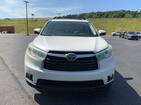 Used 2016 Toyota Highlander Limited Platinum AWD/4WD image 3