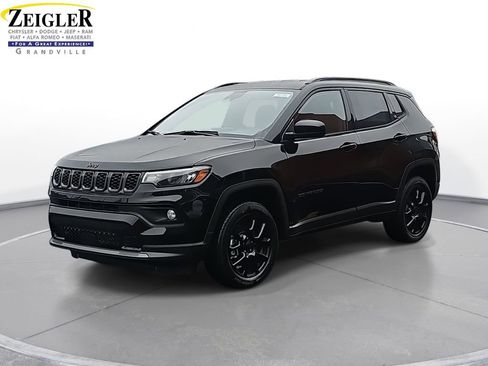 New 2026 Jeep Compass Latitude image 1
