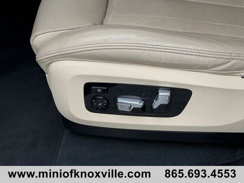 Used 2022 BMW X5 sDrive40i w/ Luxury Seating Package image 11