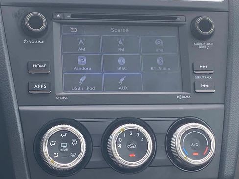 Used 2018 Subaru Forester 2.5i w/ Alloy Wheel Package image 9