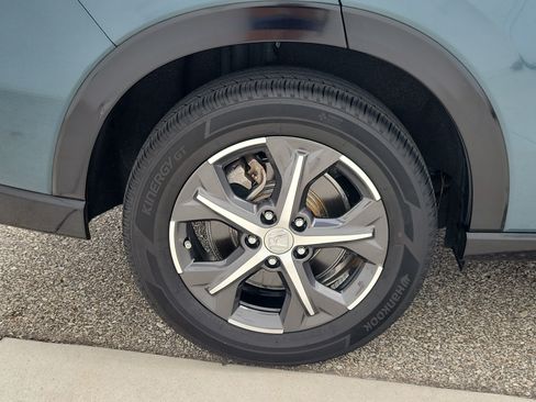 Used 2024 Honda HR-V EX-L image 10