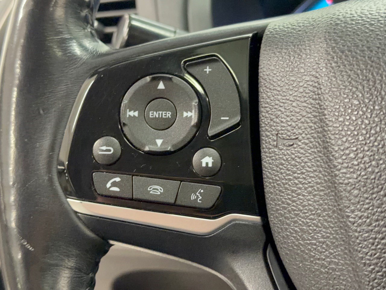 Used 2018 Honda Odyssey Touring image 18