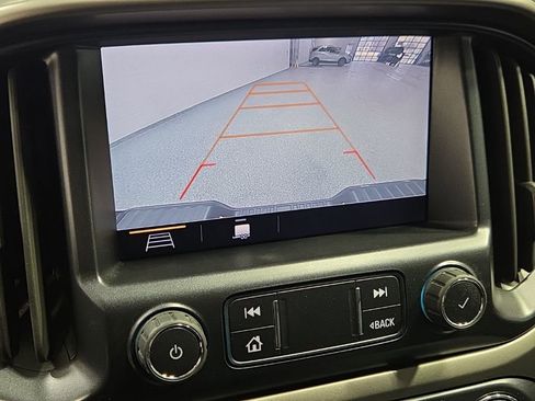 Used 2022 Chevrolet Colorado Z71 image 23