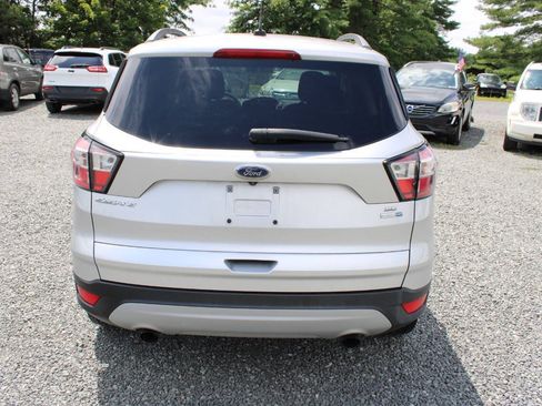 Used 2018 Ford Escape SE AWD/4WD image 8
