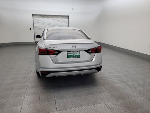 Used 2023 Nissan Altima 2.5 S FWD image 6