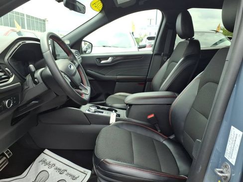 Used 2024 Ford Escape ST-Line w/ Tech Pack #1 AWD/4WD image 15