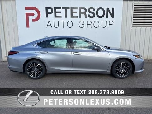 New 2025 Lexus ES 350 w/ Premium Package image 2