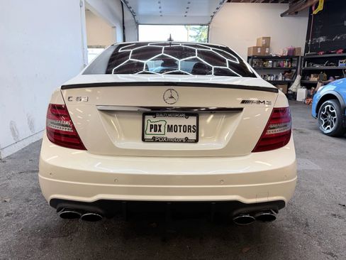 Used 2013 Mercedes-Benz C 63 AMG Sedan w/ AMG Development Pkg image 7