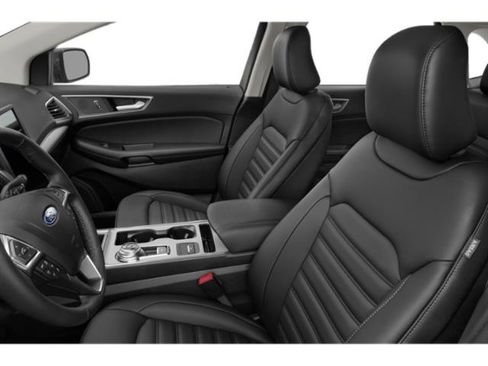 Used 2021 Ford Edge SEL w/ Convenience Package AWD/4WD image 4