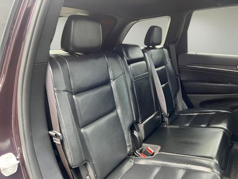 Used 2021 Jeep Grand Cherokee Limited image 28