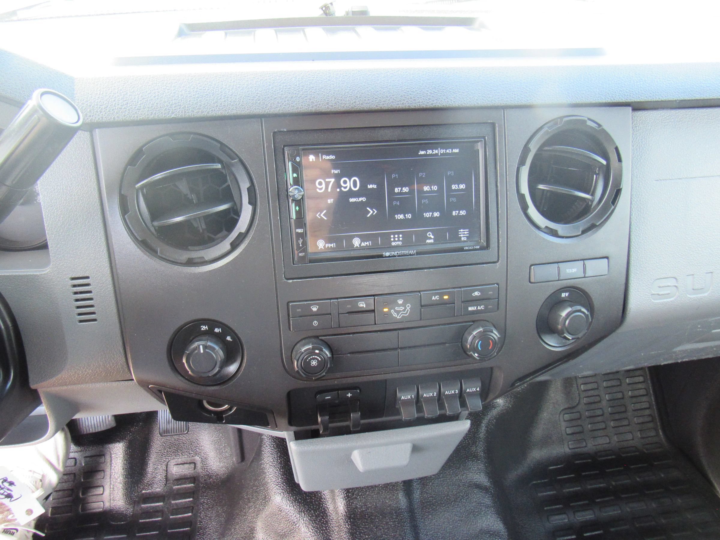 Used 2013 Ford F450 XL w/ PWR Equipment Group AWD/4WD image 13