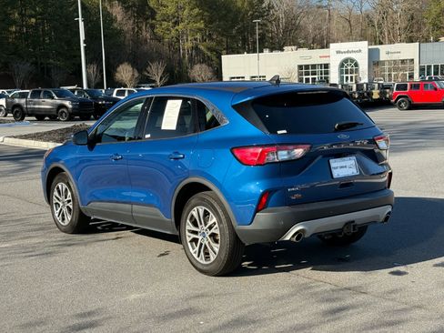 Used 2022 Ford Escape SEL w/ Technology Package image 3