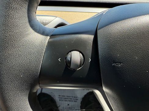 Used 2022 Tesla Model 3 Rear-Wheel Drive image 14