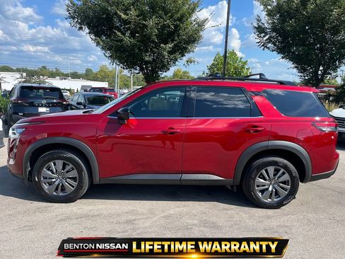 Certified 2026 Nissan Pathfinder SV AWD/4WD image 5